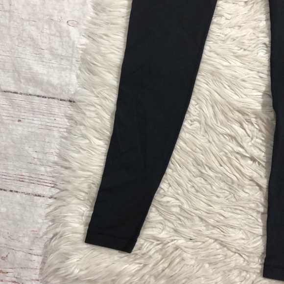 Lululemon Wunder Under Luon Mid Rise Black Leggings - Picture 10 of 11